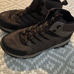 MEN'S COLUMBIA STRATA TRAIL MID WP HIKING BOOTS size 10